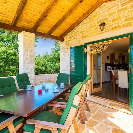 Будинок відпочинку Paradiso