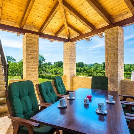 Paradiso Hébergement de vacances *